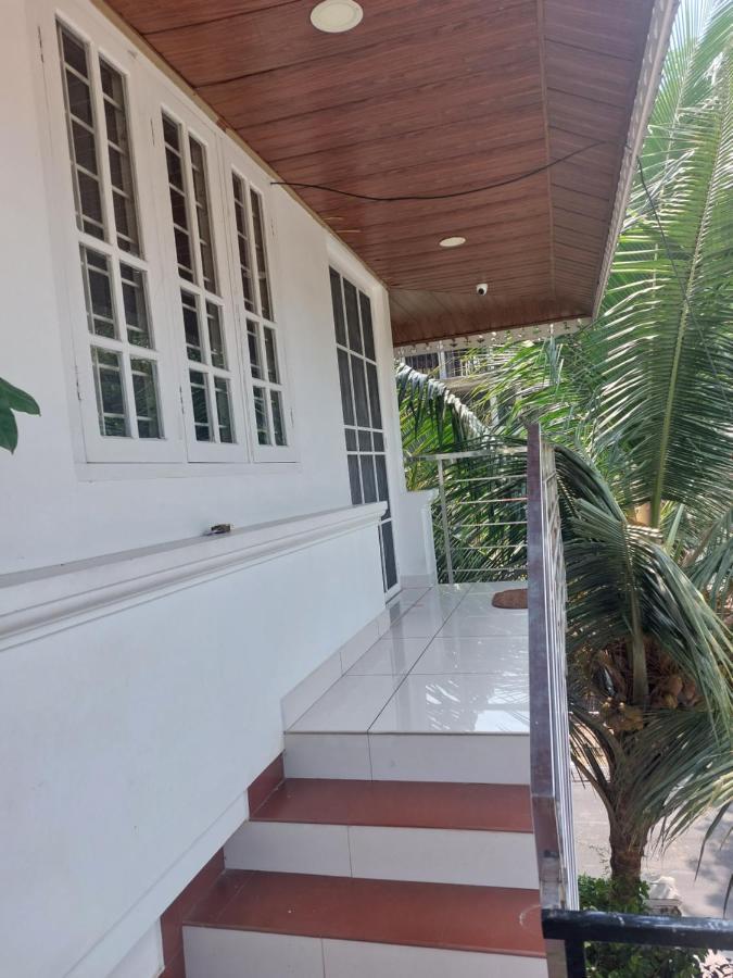Annies Inn Homestay Kochi Екстериор снимка