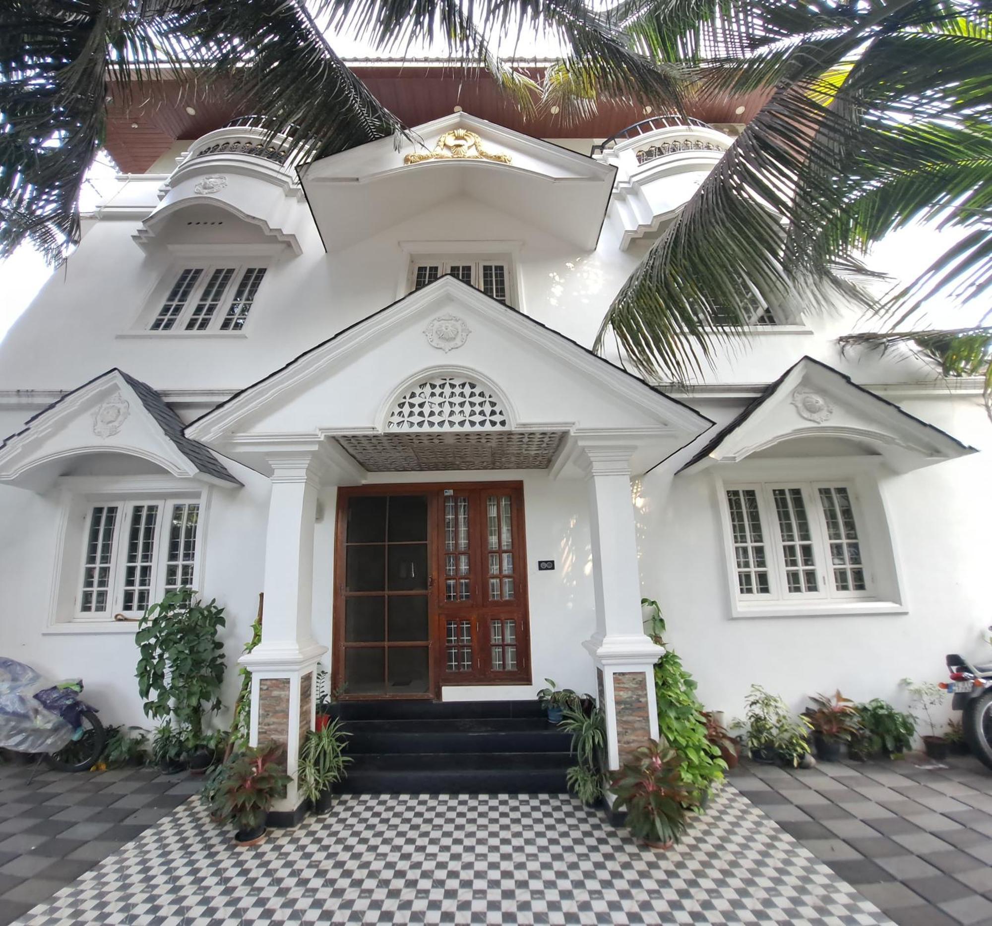 Annies Inn Homestay Kochi Екстериор снимка
