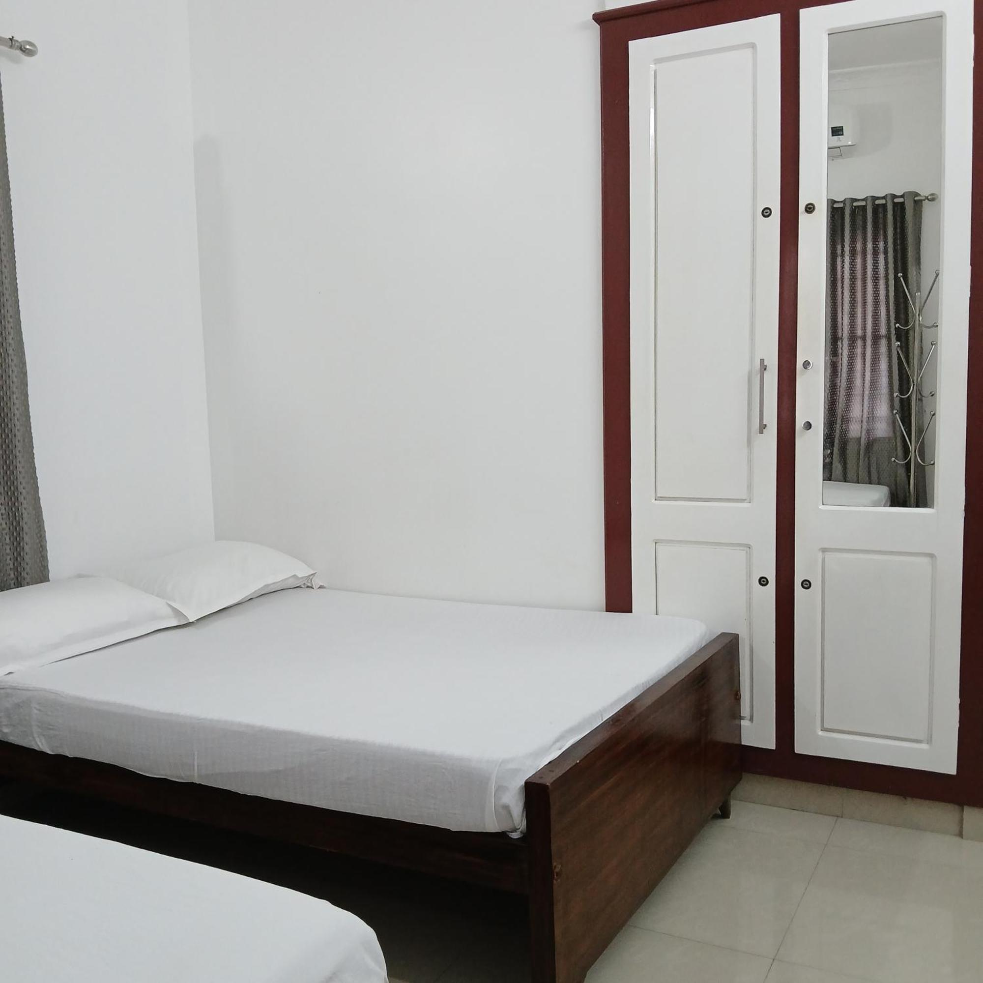 Annies Inn Homestay Kochi Екстериор снимка